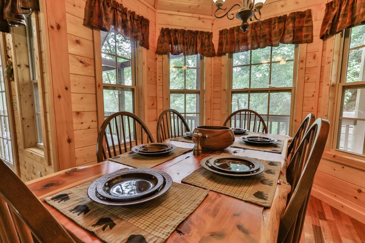 Heaven On The Toccoa Where You Will Enjoy The Sites And Sounds Of The Toccoa River Mineral Bluff エクステリア 写真