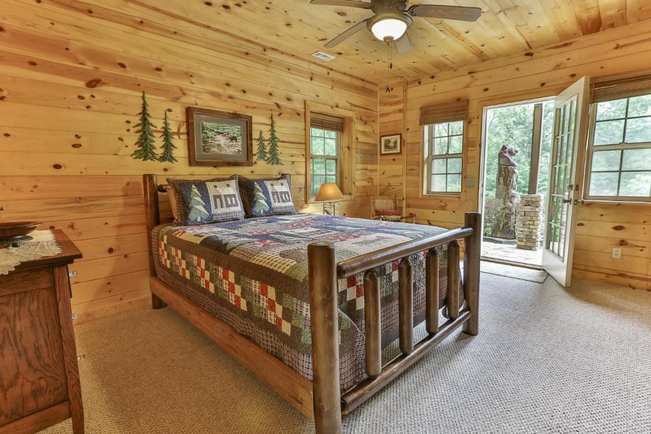 Heaven On The Toccoa Where You Will Enjoy The Sites And Sounds Of The Toccoa River Mineral Bluff エクステリア 写真